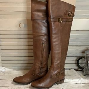 Over the knee boot
